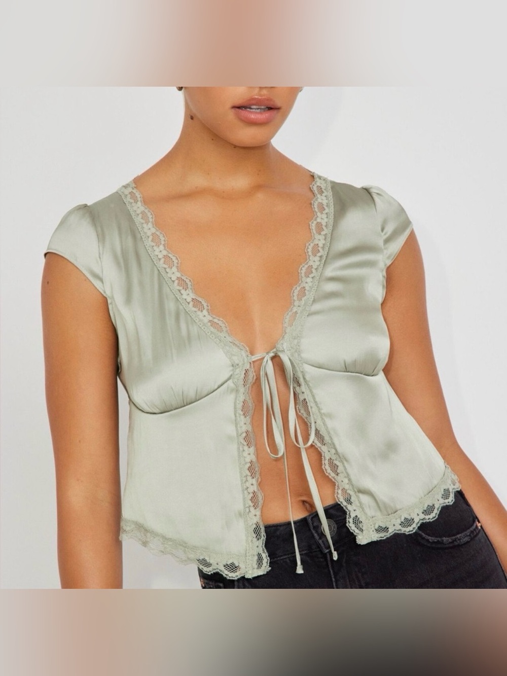Garage Sage Green Mallory Short Sleeved Satin Tie Front Open Flyaway Top Sz XS